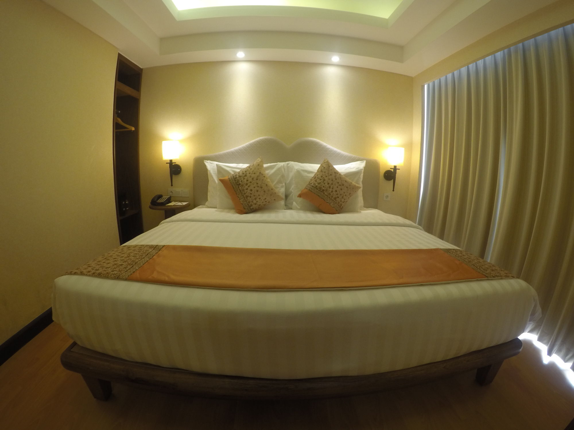 Sahid Raya Hotel&convention Hotel 4*